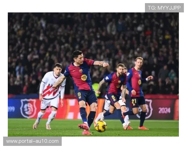 巴萨3-1逆转马竞,莱万制胜球助球队扩大积分优势 巴萨3-1逆转马竞,莱万制胜球助球队扩大积分优势